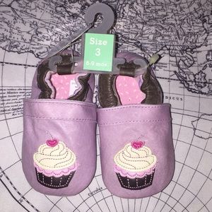 Absorba baby shoes ! ❤️